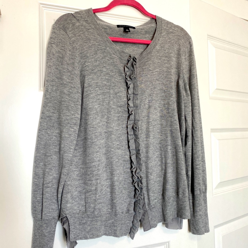 Banana republic women’s gray wool cardigan